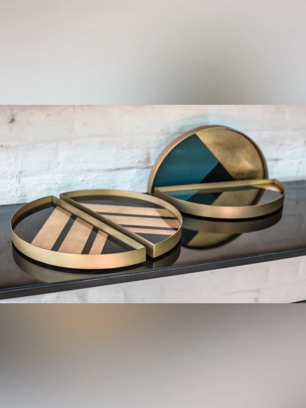 Ethnicraft Notre Monde Round Glass Tray - Picture 3 of 10
